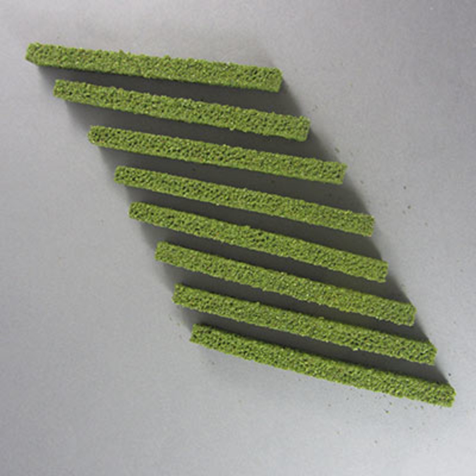 Hedges 15  12  150mm Green