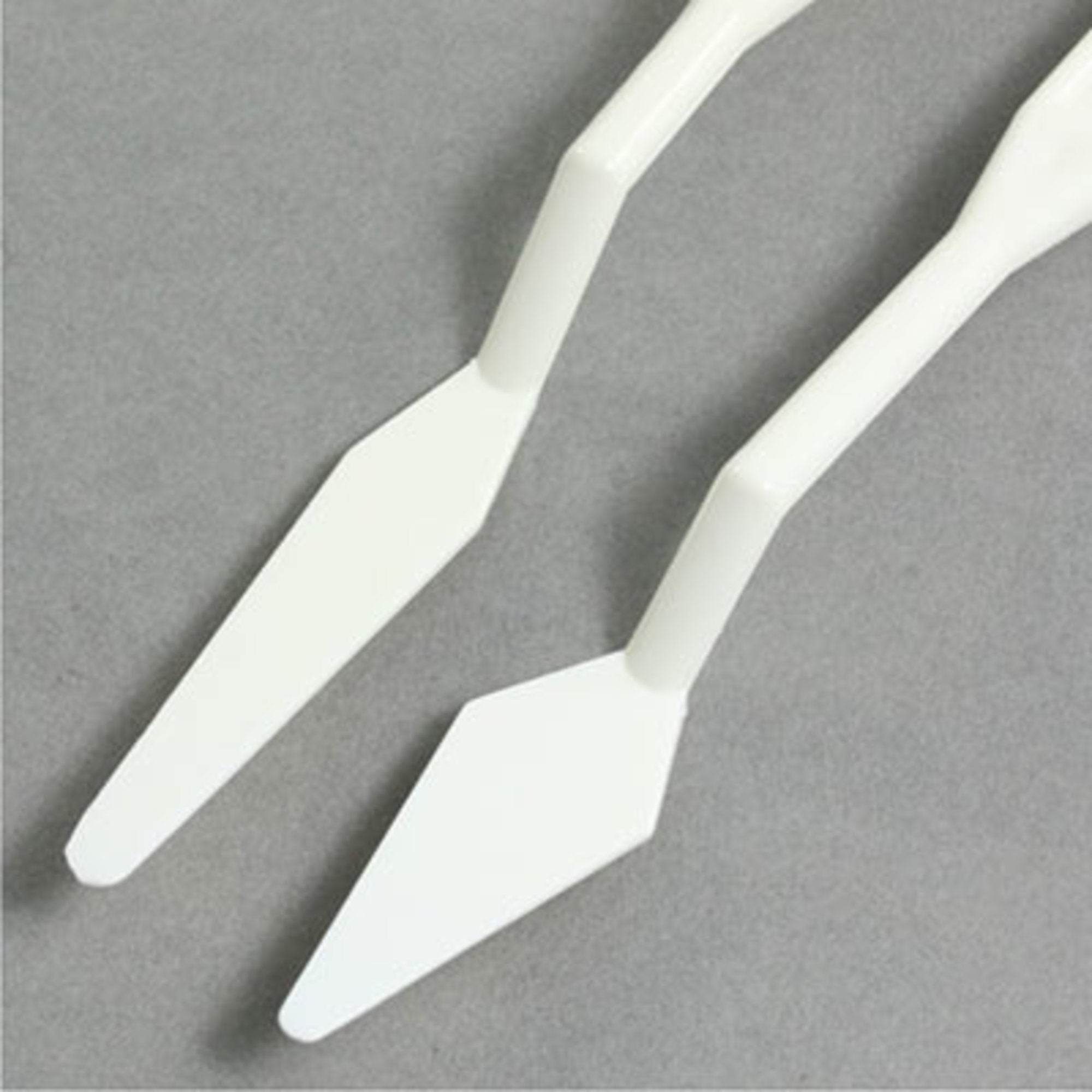 Palette knives white nylon (5 pcs)