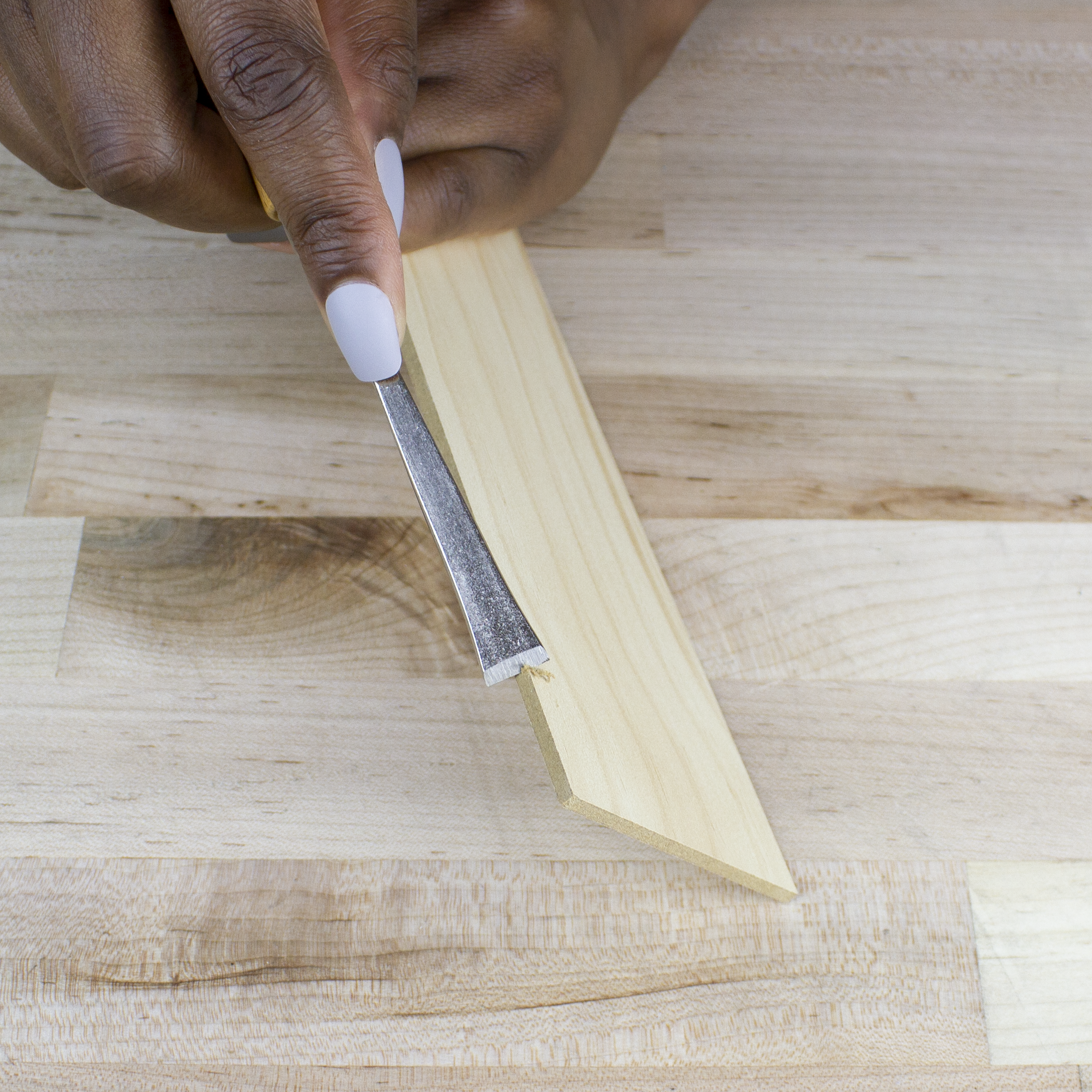 56010_Straight-chisel_wood_2170x2170.png