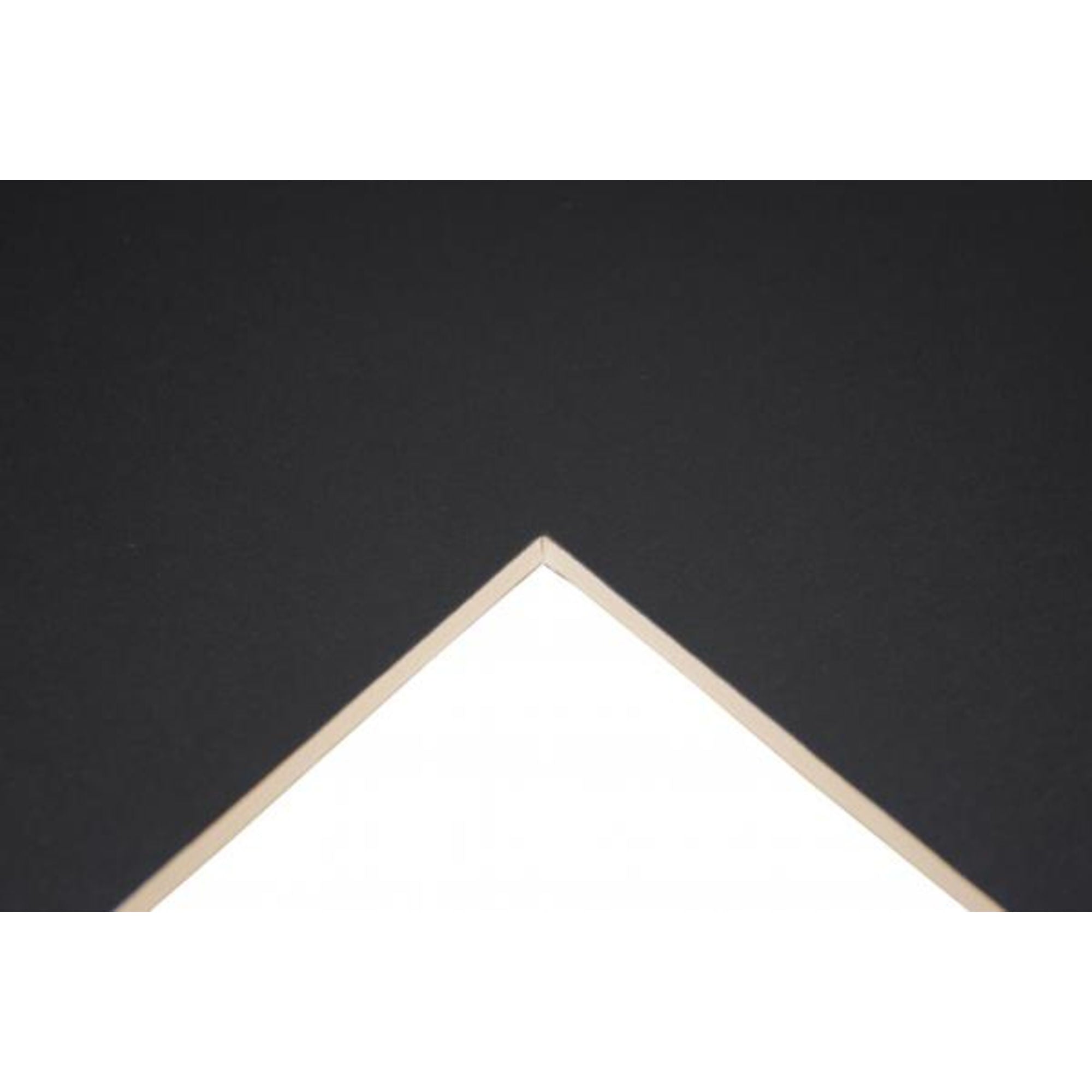 4DM00663-1 Mountboard (Daler Rowney)