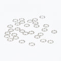 4DXGD00007-1 [file:4DXGD00007-1.jpg] Jump Rings Silver Effect (30 pcs)