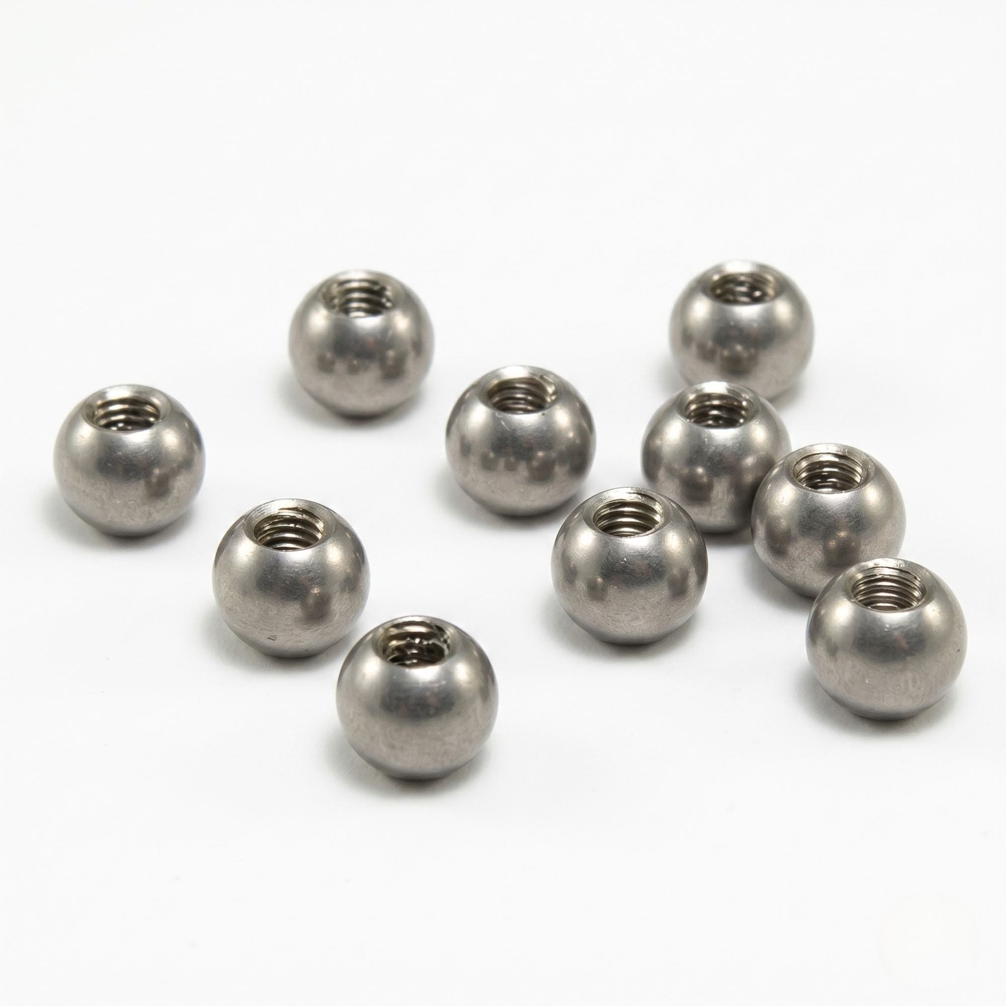 4DXGS20004 [file:4DXGS20004-1.jpg] Ball Stainless Steel 6mm Tapped (10 pcs)