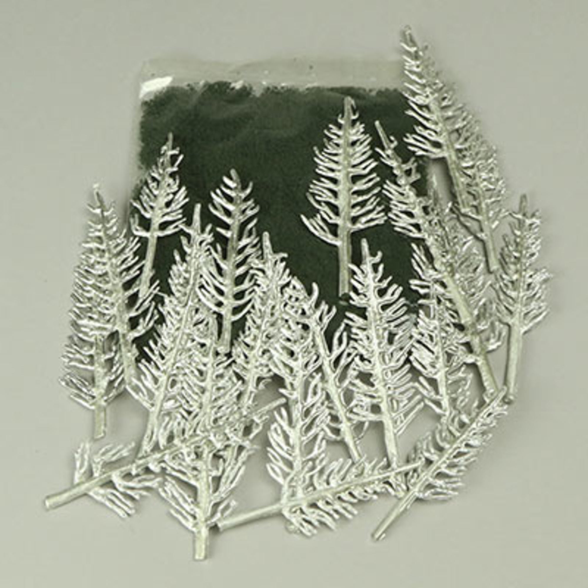 4DXLT60104-1 [file:4DXLT60104-1.jpg] Pine forest kit 24pcs