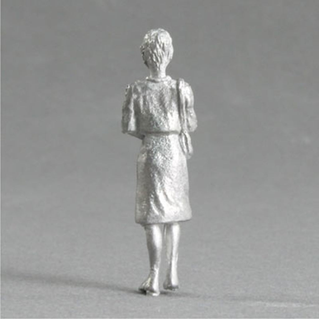 1:50 Smart Female With Bag