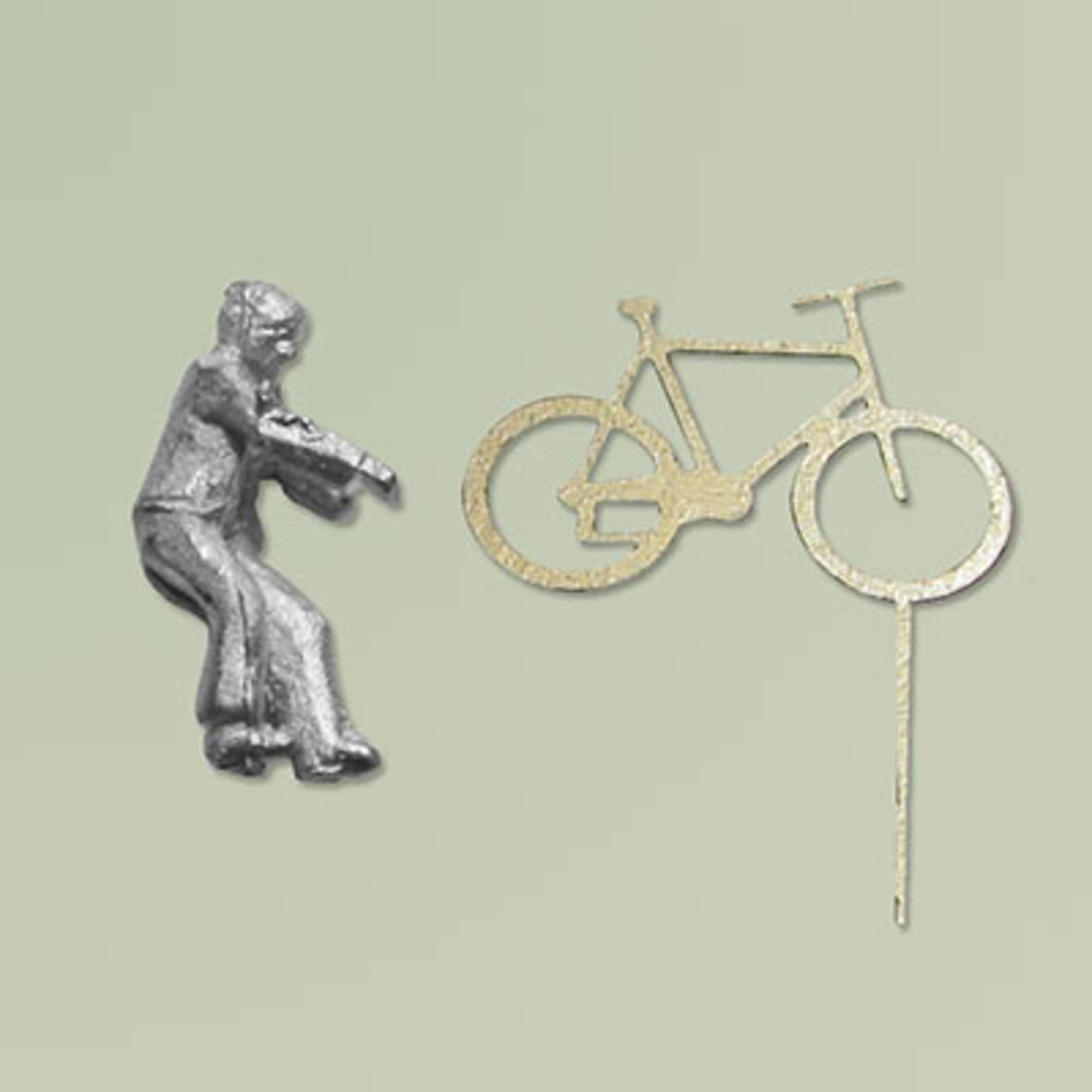 4DXMK02004 [file:4DXMK02004-1.jpg] 1:200 Bike & Rider