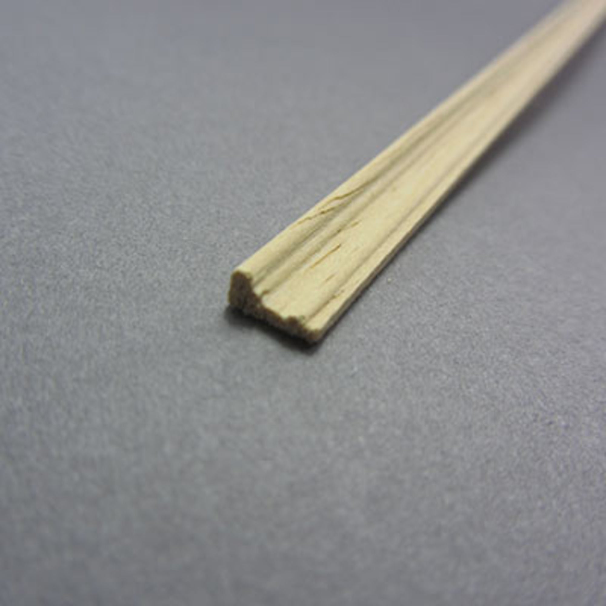 4DXMM00121-1 1:12 Moulding - Dado Rail