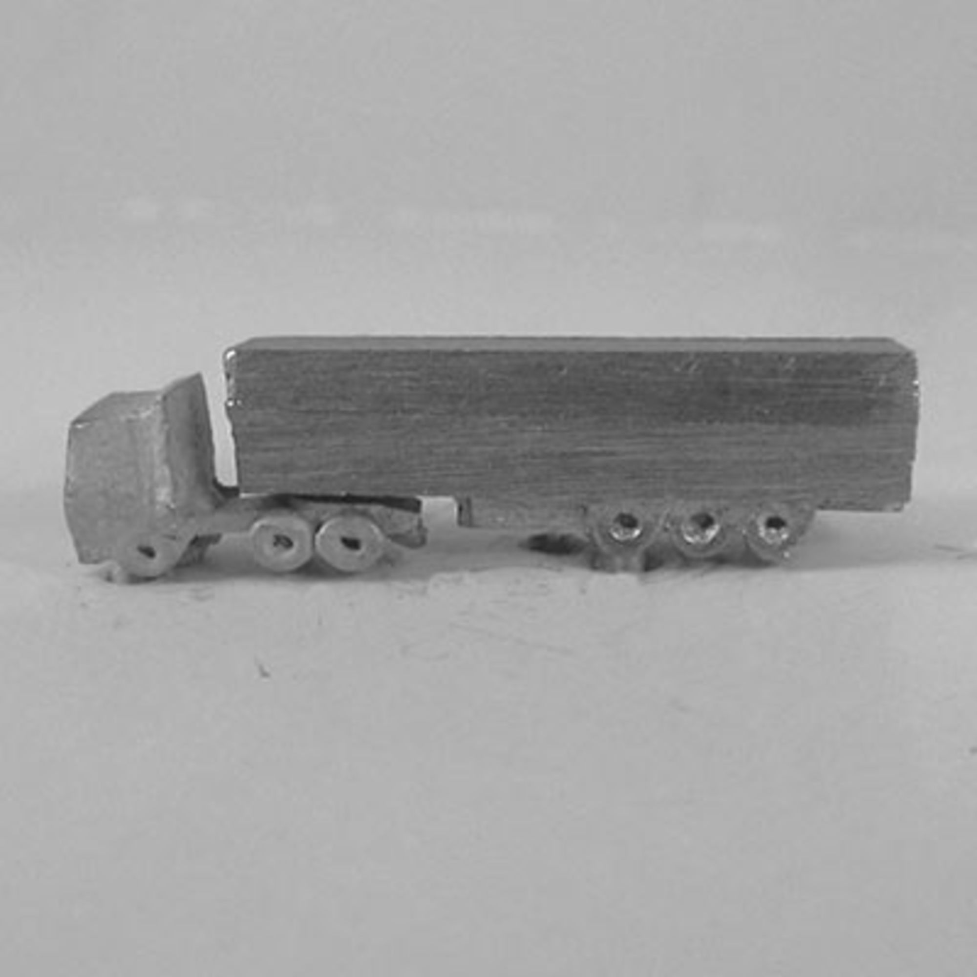 4DXMV25010 [file:4DXMV25010-1.jpg] 1:500 Articulated Lorry