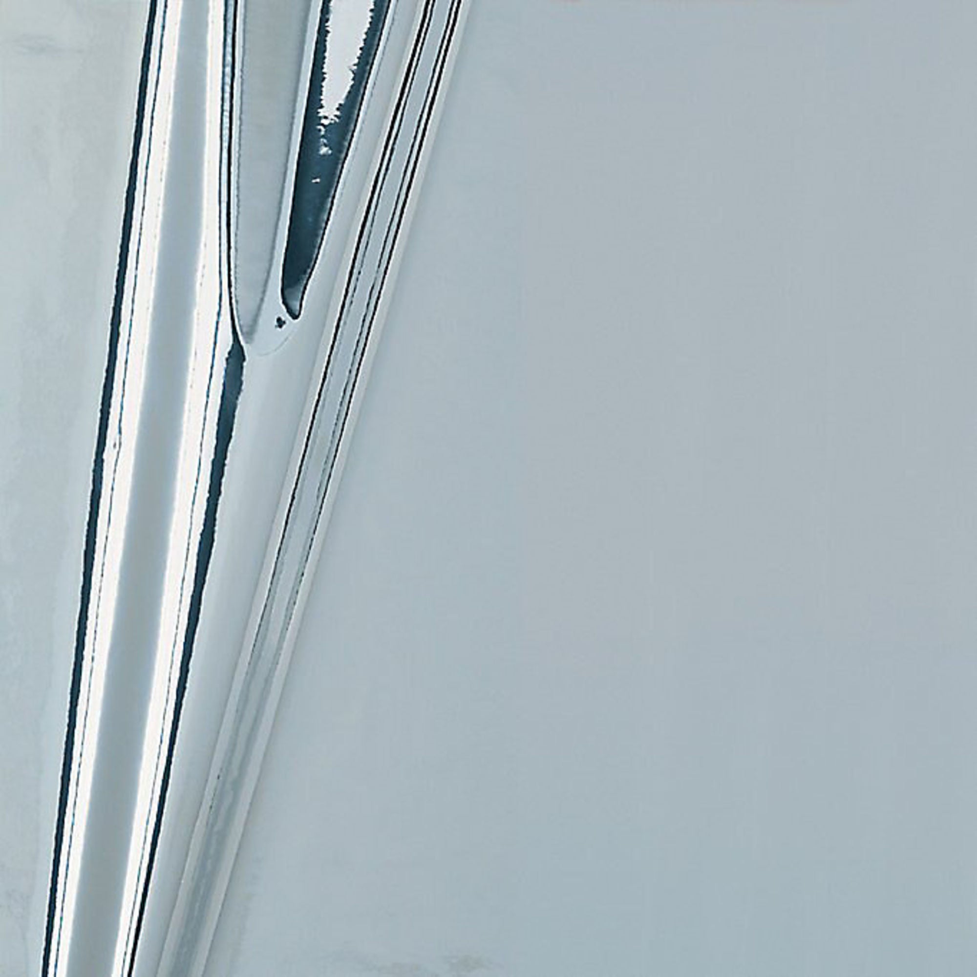 4DXRR10021 [file:4DXRR10021-1.jpg] Mirror Effect Silver Self Adhesive Film 1m