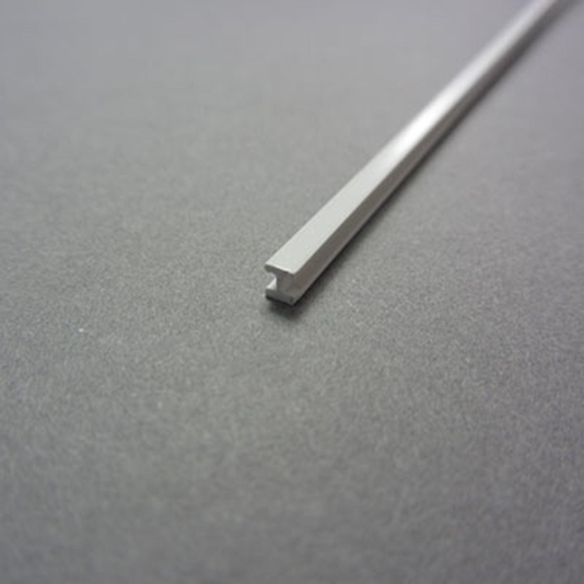 4DXSH61003 [file:4DXSH61003-1.jpg] ASA 'H' Column - 3.0 x 3.0 x 1000mm