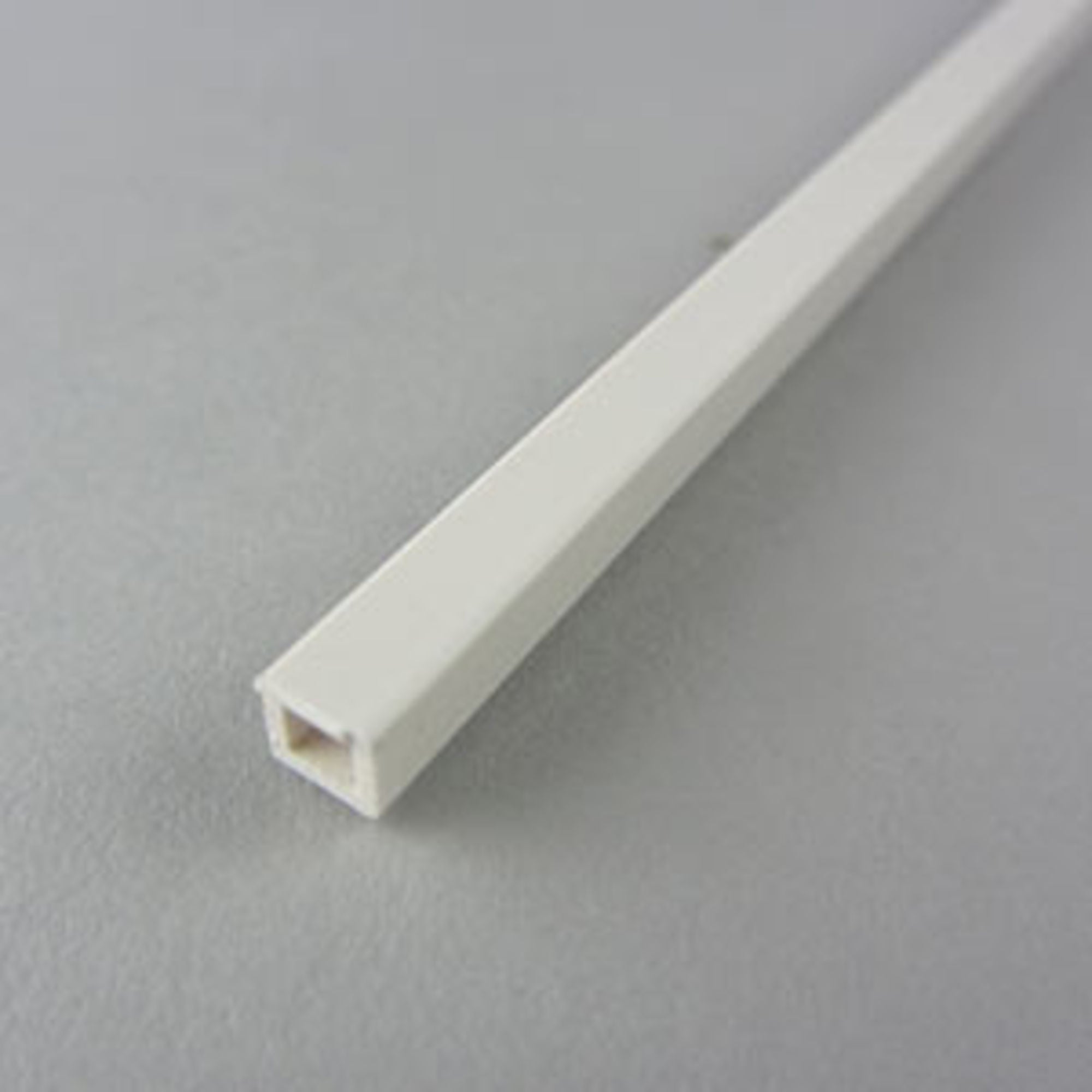 4DXST60074 [file:4DXST60074-1.jpg] ASA Square Tube - 5mm - 1mm Wall