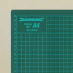 4DXTM00014 [file:4DXTM00014-1.jpg] Cutting Mat Silverline, 210 x 297mm (A4)