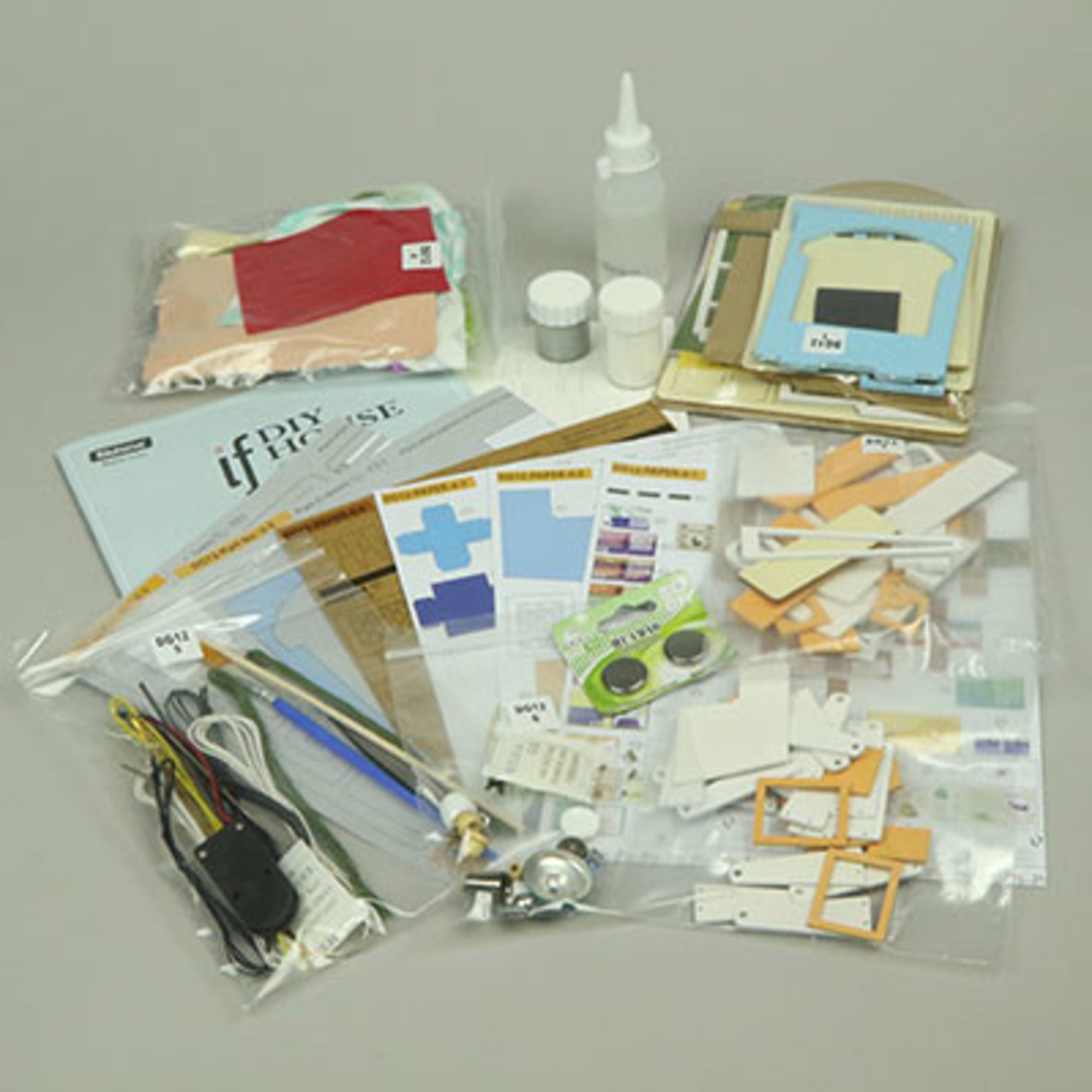 4DXUK60013-4 [file:4DXUK60013-4.jpg] DIY Dora's Loft