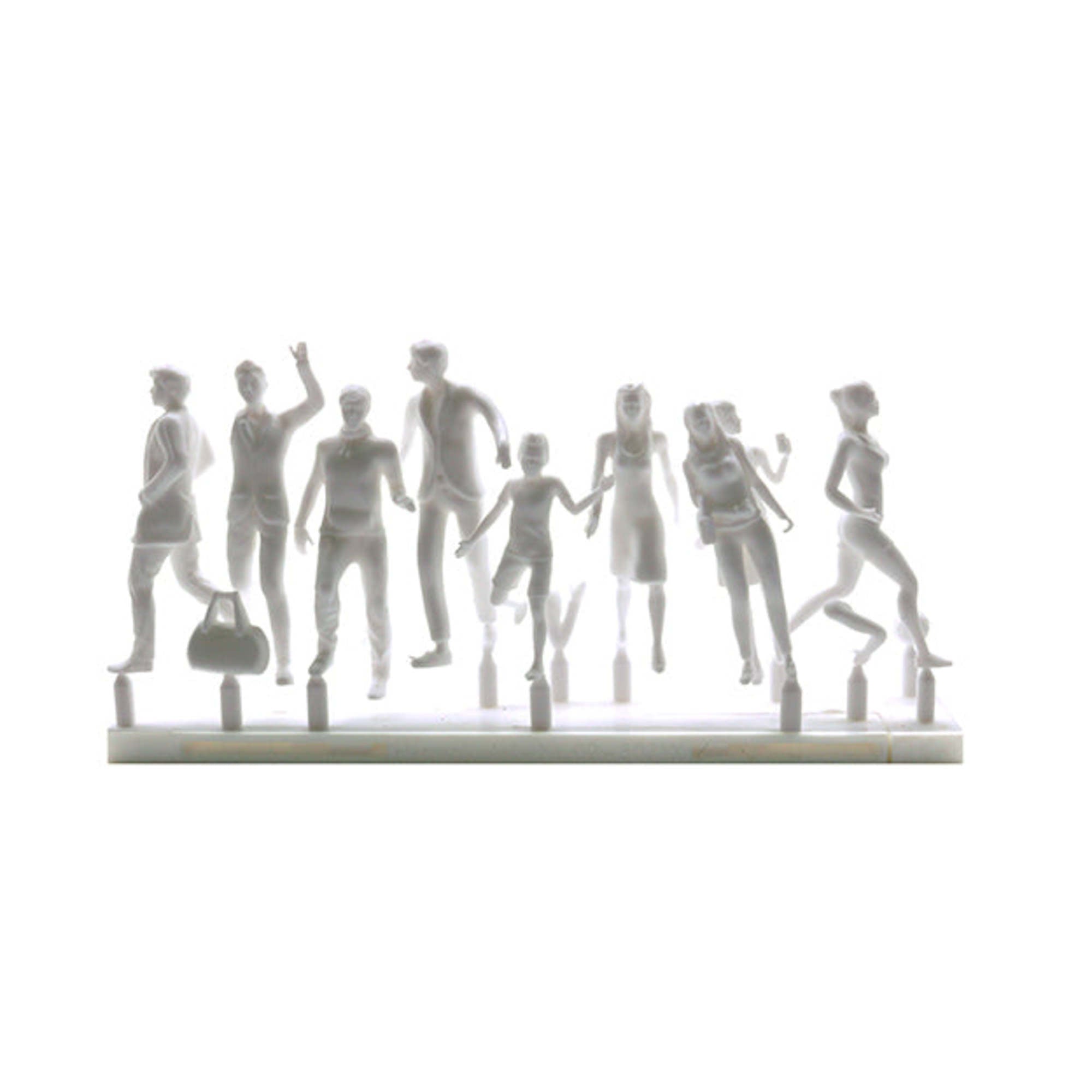 Hermoli Walking Figures White 1:50 9 Types H = 36mm (18 pcs)