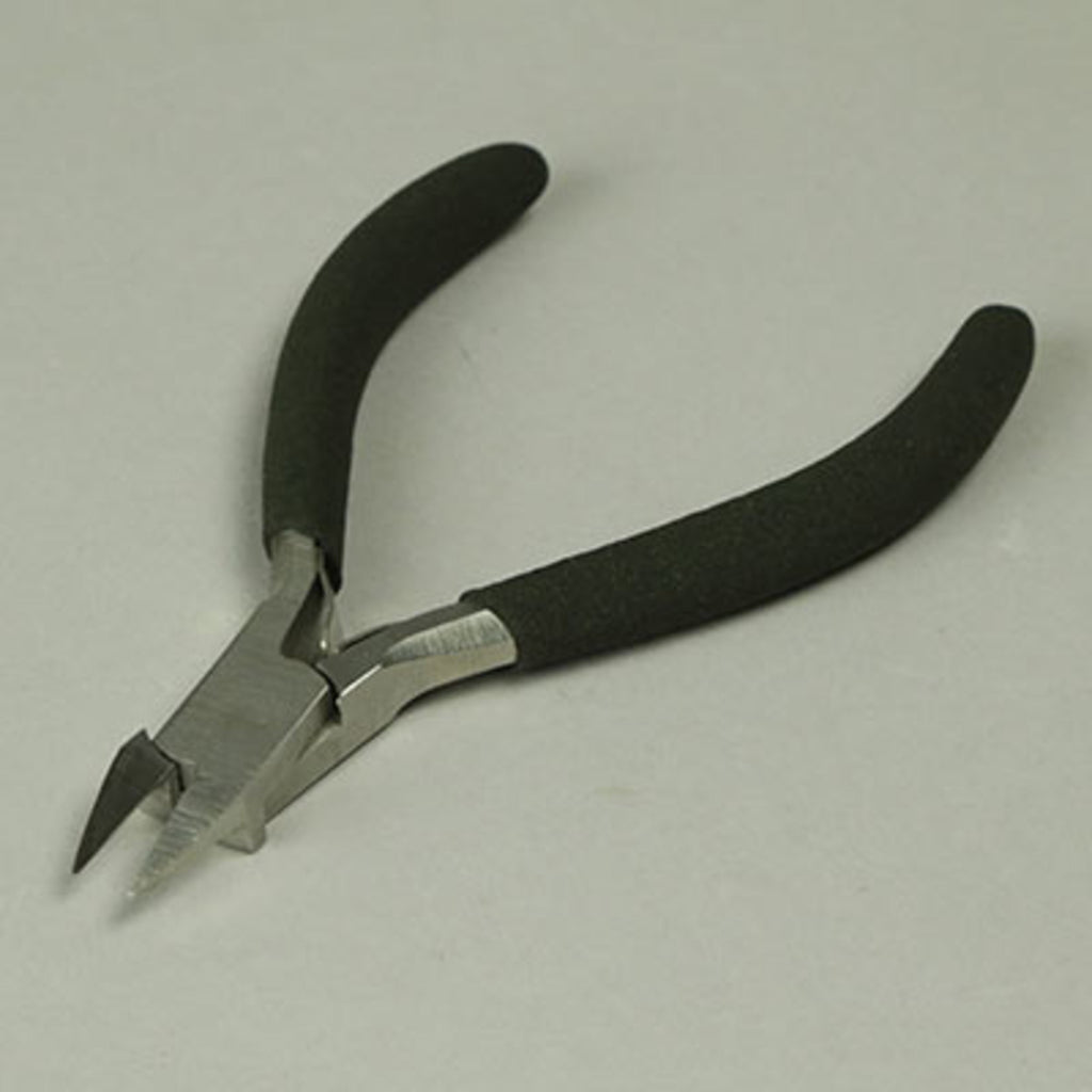 Precision angled cutter