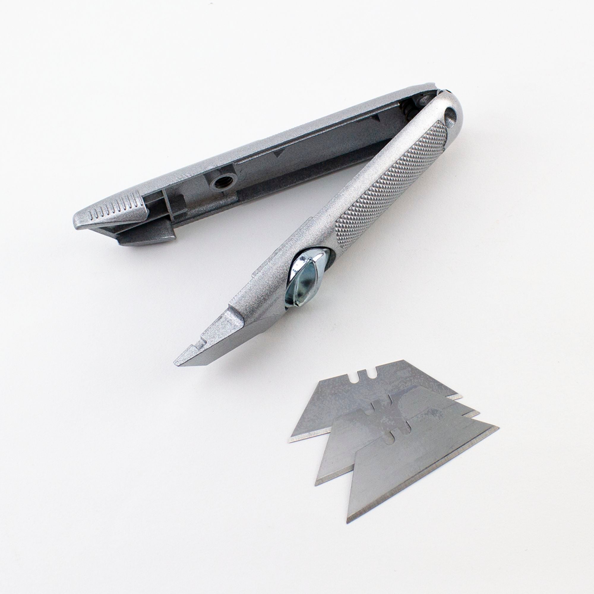 EXL16119-3 [file:EXL16119-3.jpg] K9 Metal Utility Knife