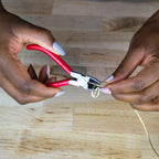 EXL55550-8 [file:EXL55550-8.jpg] Spring Loaded Soft Grip Wire Cutter 4.5in (Carded)