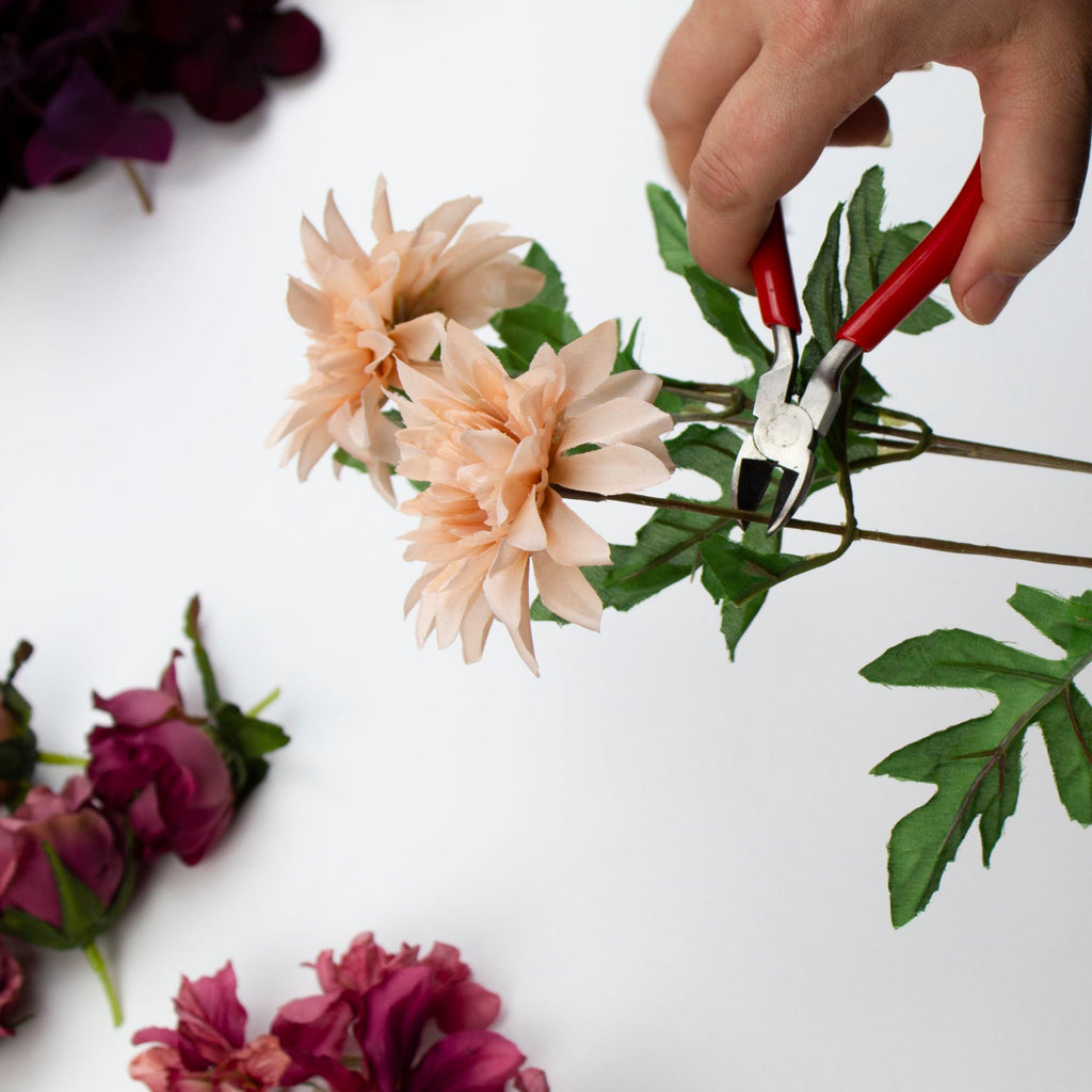 EXL55550-9 Spring Loaded Soft Grip Wire Cutter 4.5in (Carded)