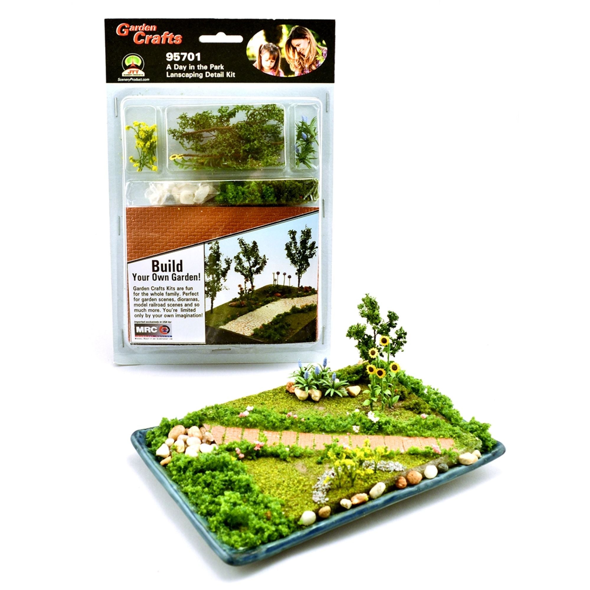 JTT95701-3 [file:JTT95701-3.jpg] A Day in the Park