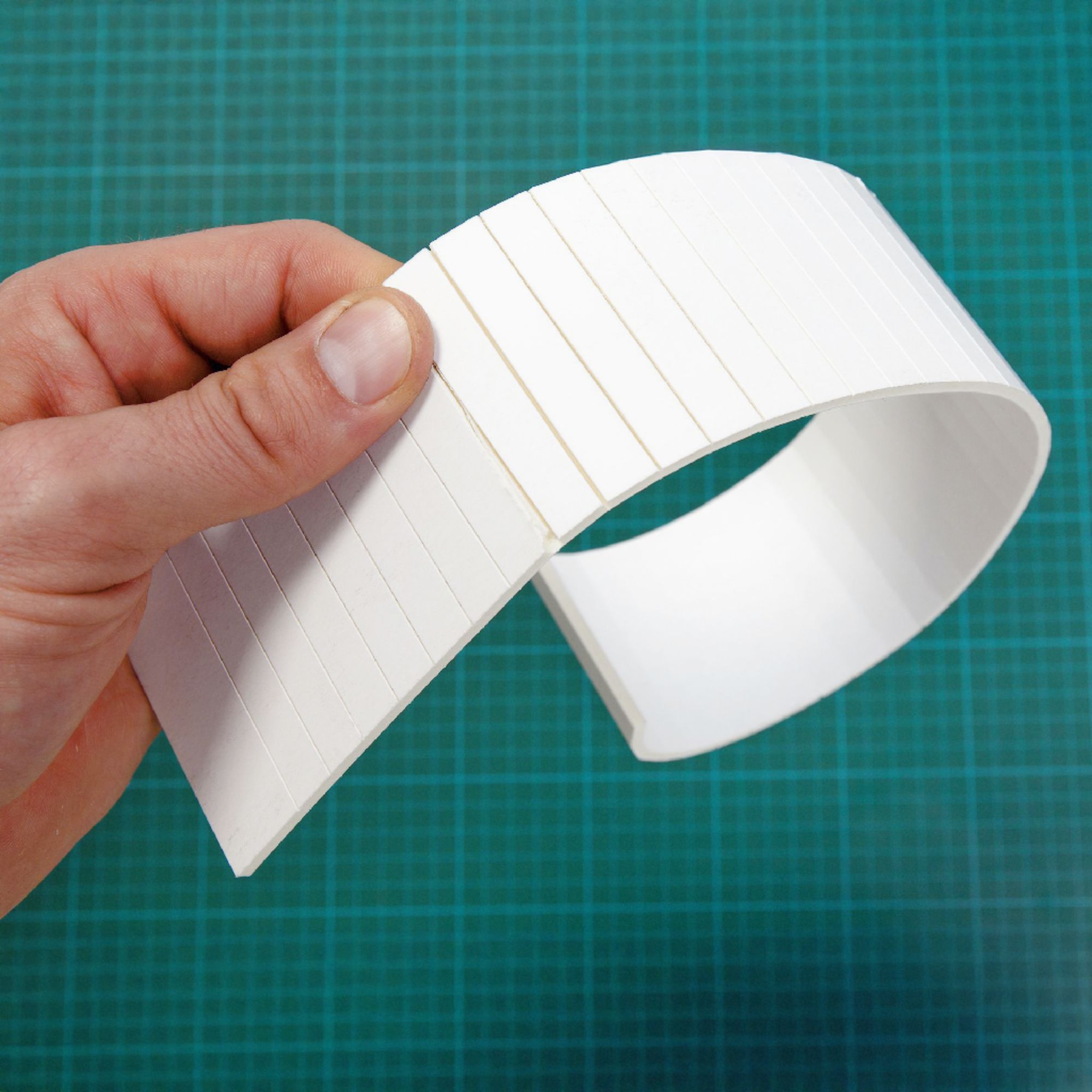 Kapa Line, Cardboard Clad, White