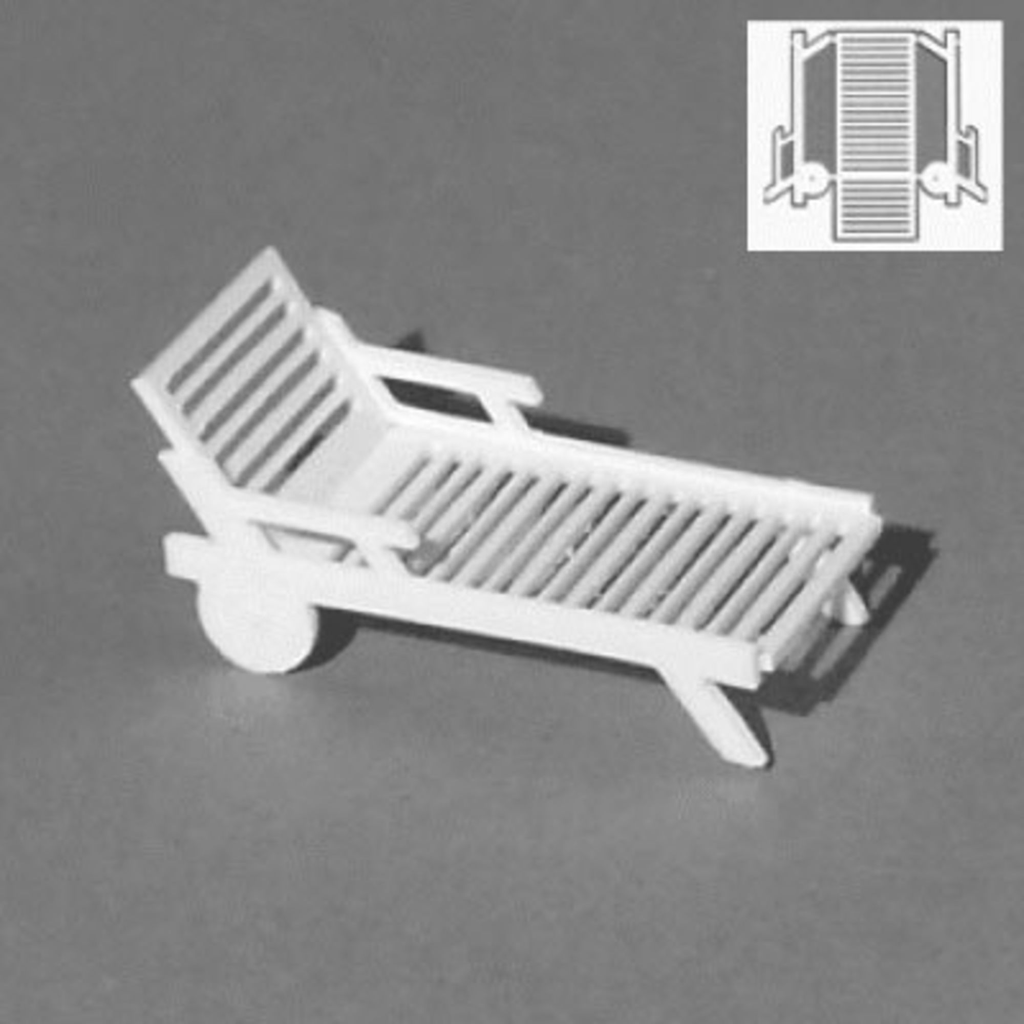 SCZ05-50101-1-1 1:50 Sun Lounger