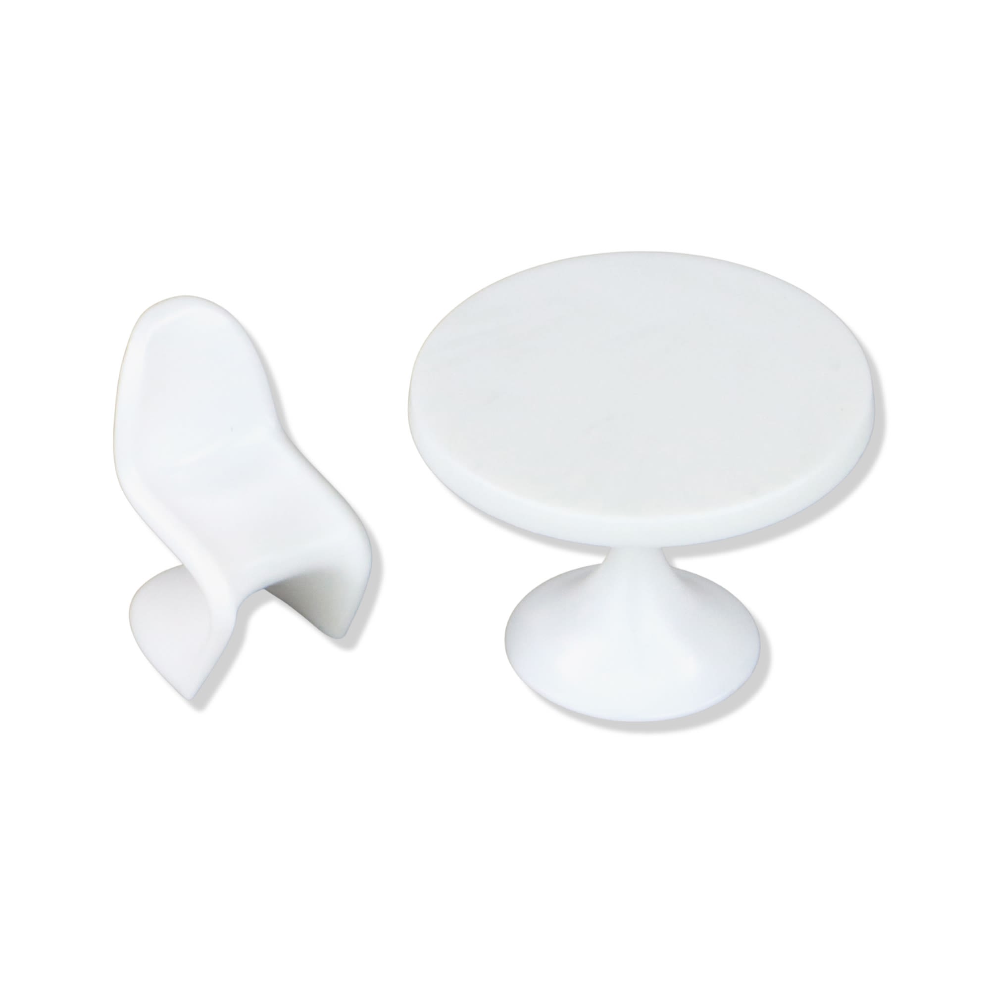SCZ50-40101-10-1 Panton Chairs W/ 2 Tables White 1:100 (10 pcs)