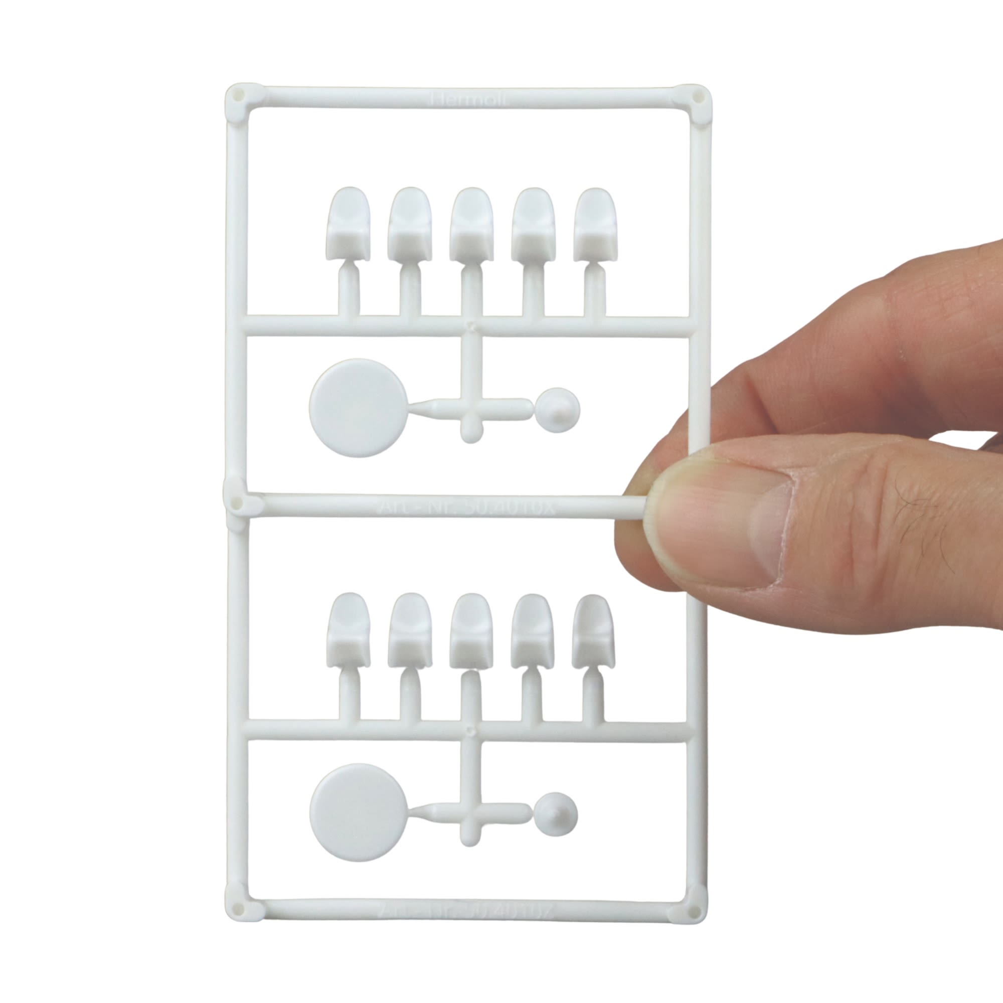 SCZ50-40101-10-3 Panton Chairs W/ 2 Tables White 1:100 (10 pcs)