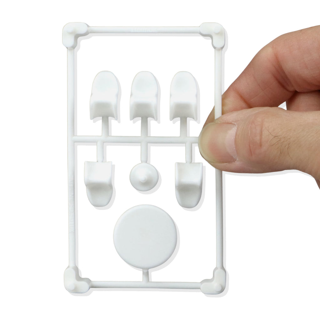 SCZ50-50101-5-3 Panton Chairs W/ Table White 1:50 (5 pcs)