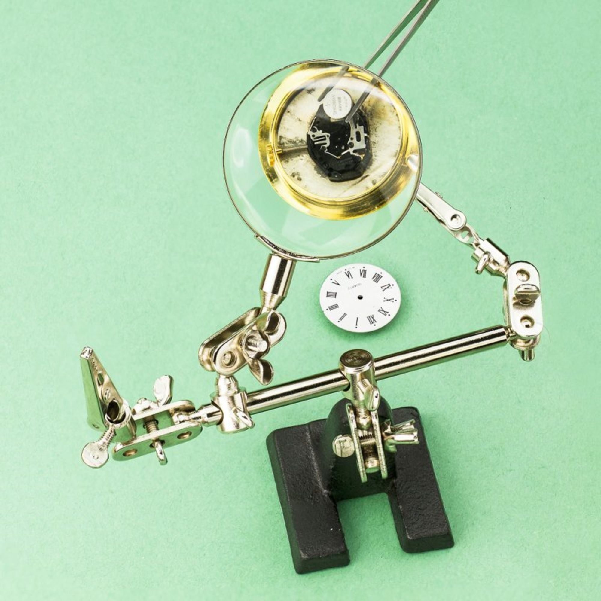 SHSPCL2228-7 [file:SHSPCL2228-7.jpg] Helping Hand With Glass Magnifier