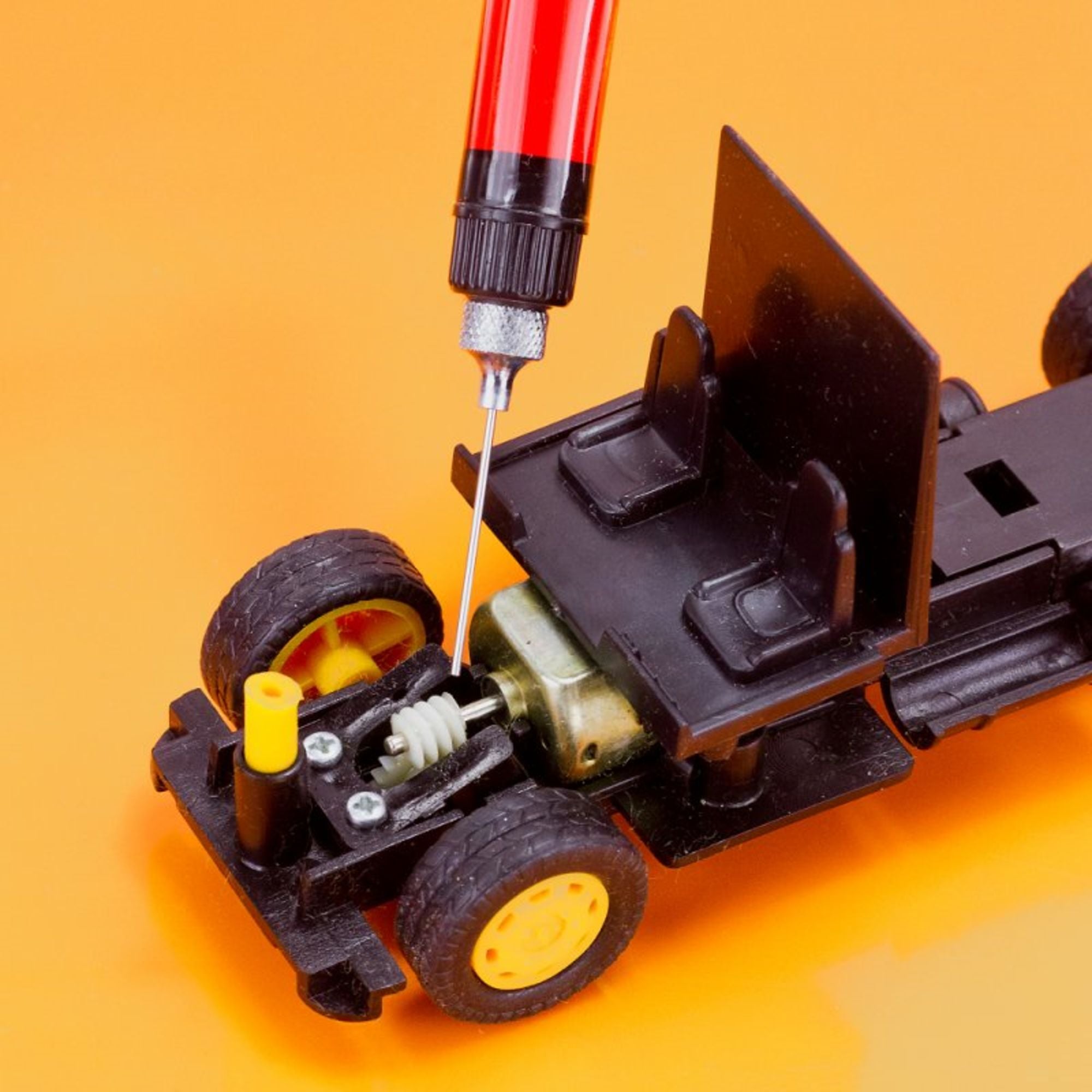 SHSPOL1002-2 [file:SHSPOL1002-2.jpg] Precision Lubricator - Red Transmission Oil For R/C Cars Etc