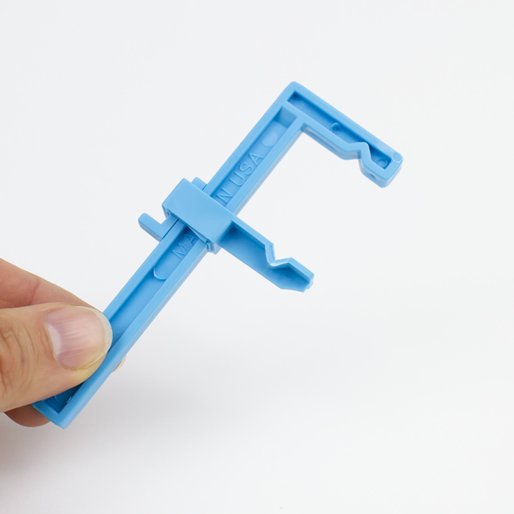 3in Adjustable Plastic Clamp (Carded)