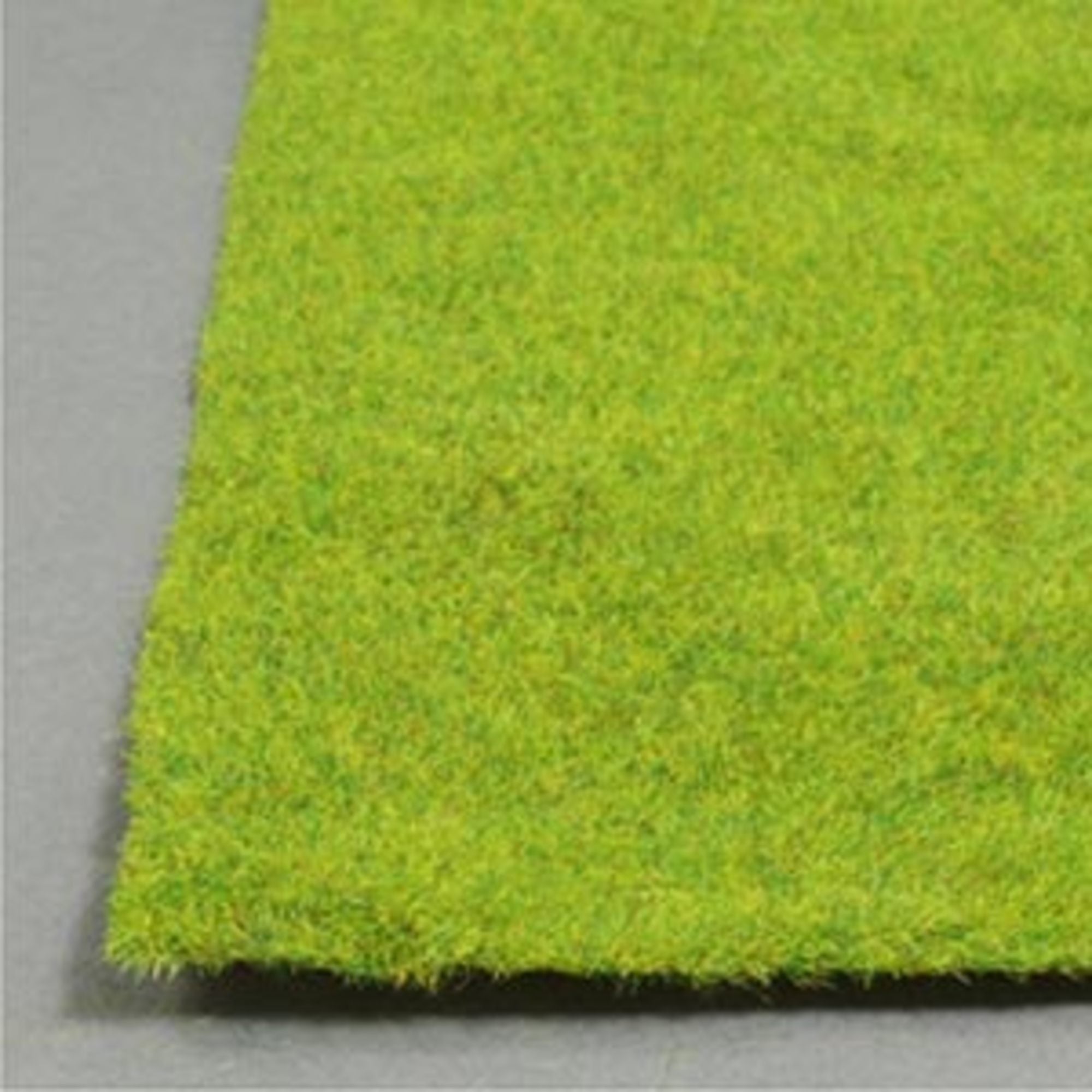 Grass Mat Flowered Field 250  1000mm