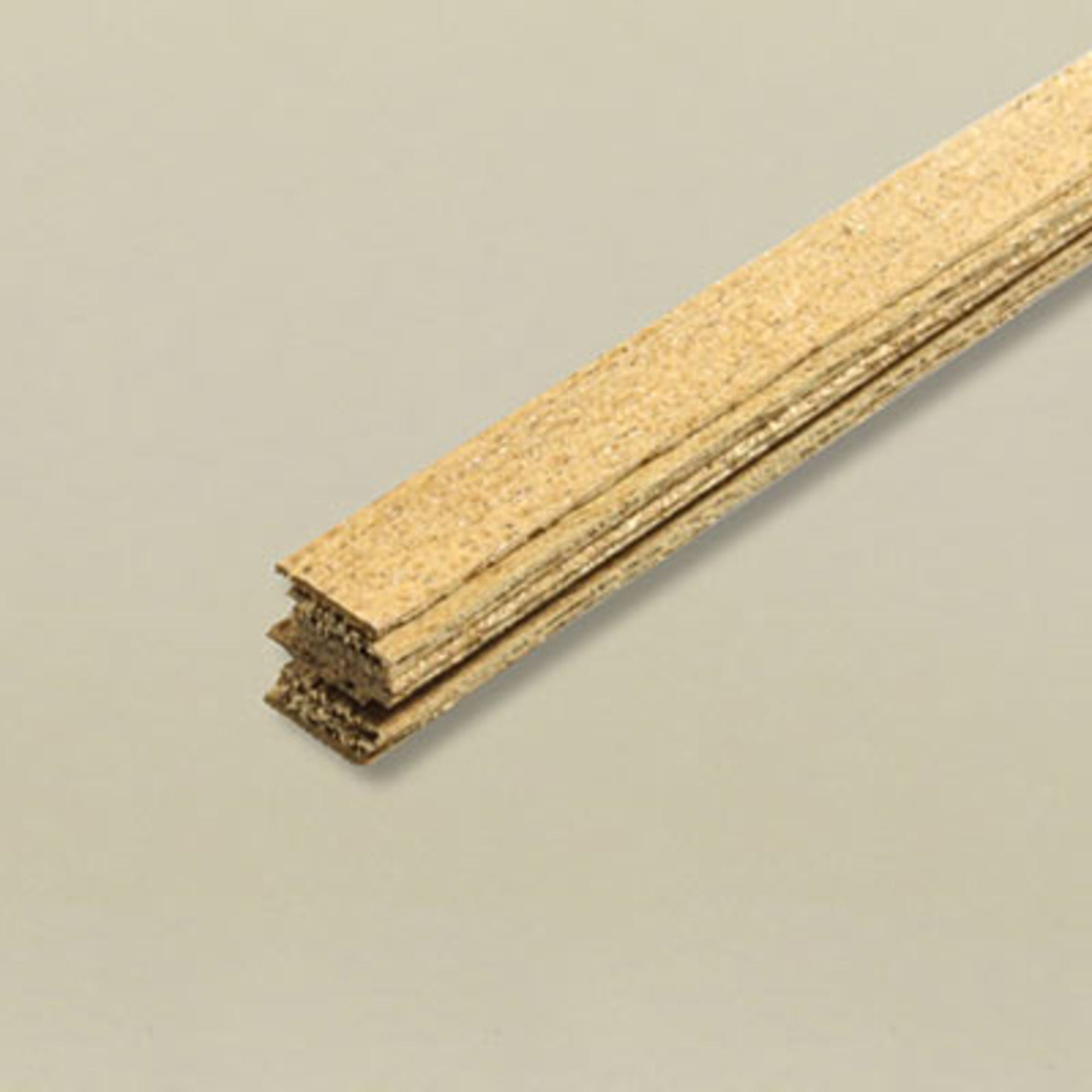 Walnut Strip 0.6  6.0  915mm (30 pcs)