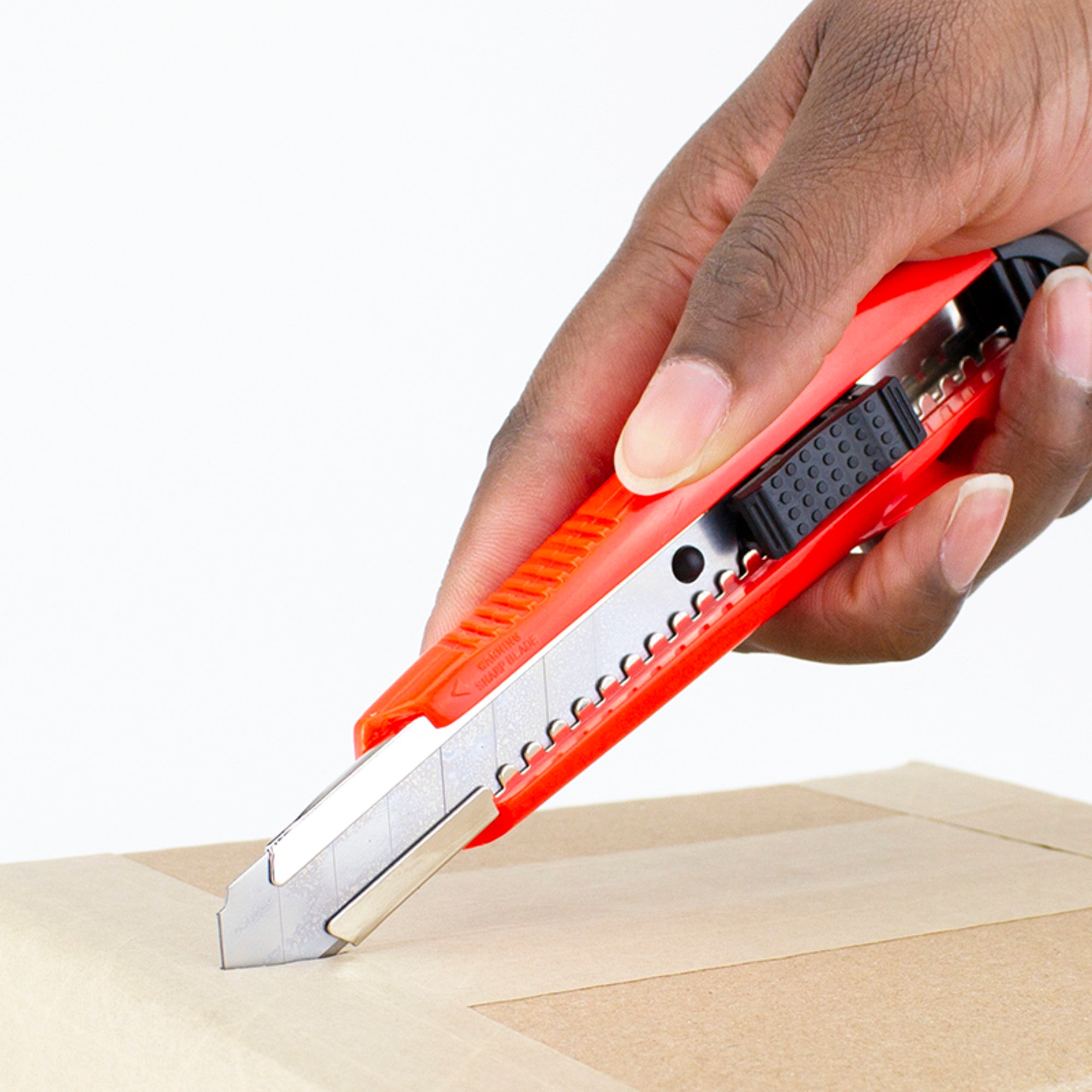 K850 Plastic 18mm (Carded)