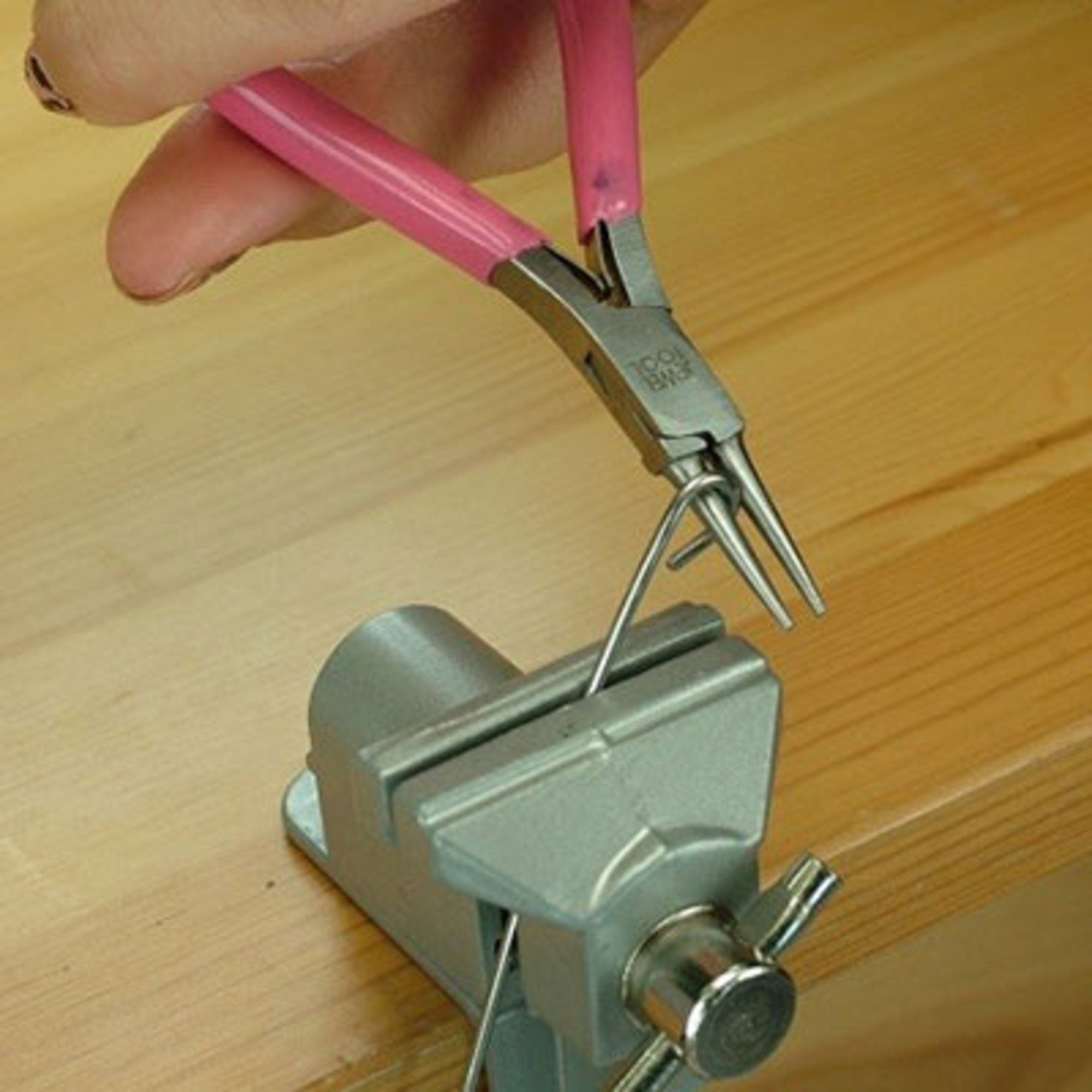 Vice, mini bench vice