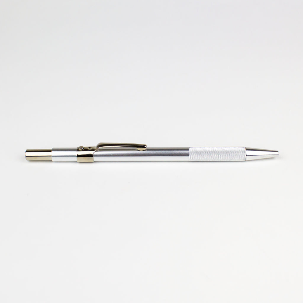 Deluxe Retractable Knife with Clip (Carded)