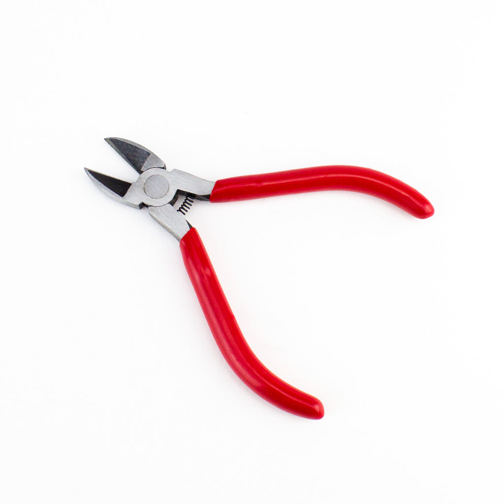 4.5in Spring Loaded Soft Grip Wire Cutter (Carded)